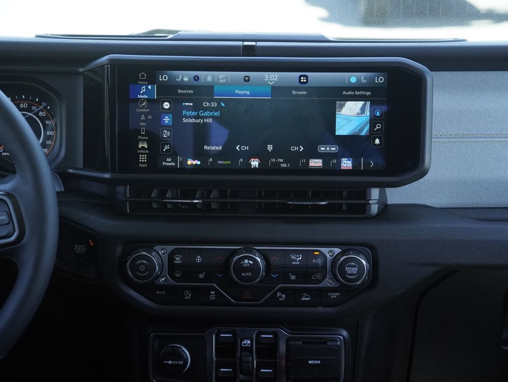 Certified 2025 Jeep Gladiator Sport AWD/4WD image 33