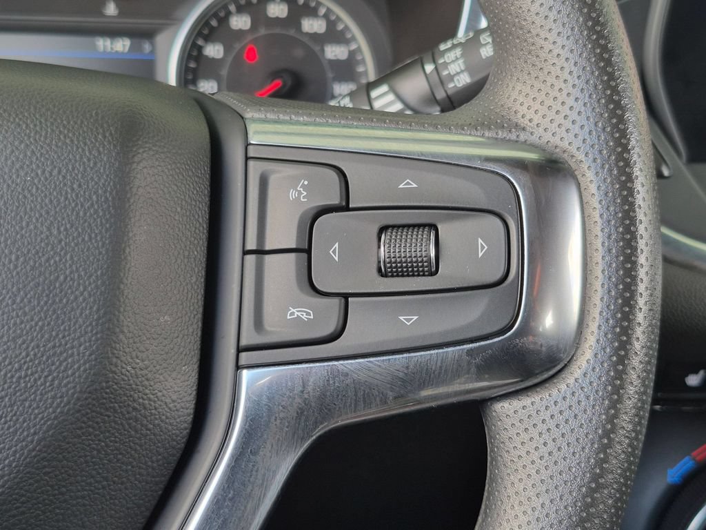 Used 2025 Chevrolet Blazer LT AWD/4WD image 15