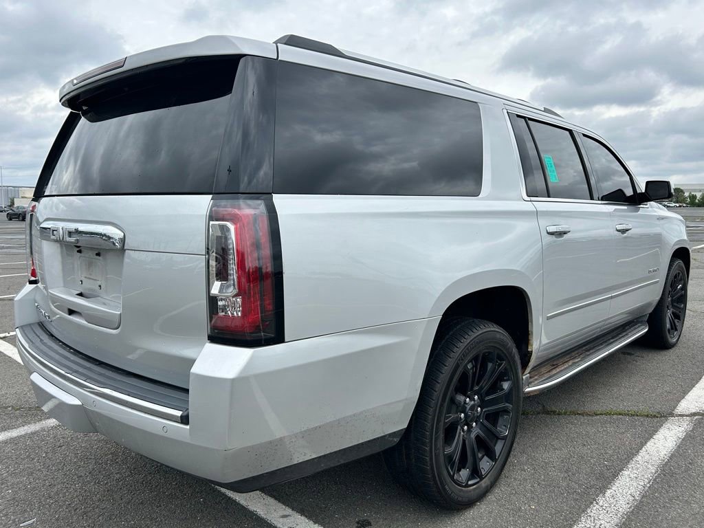 Used 2016 GMC Yukon XL Denali w/ Open Road Package AWD/4WD image 4