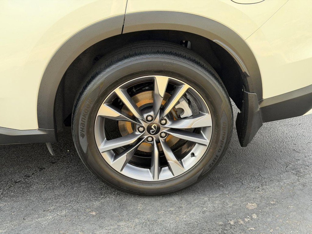 Used 2024 INFINITI QX60 Luxe w/ Vision Package image 8