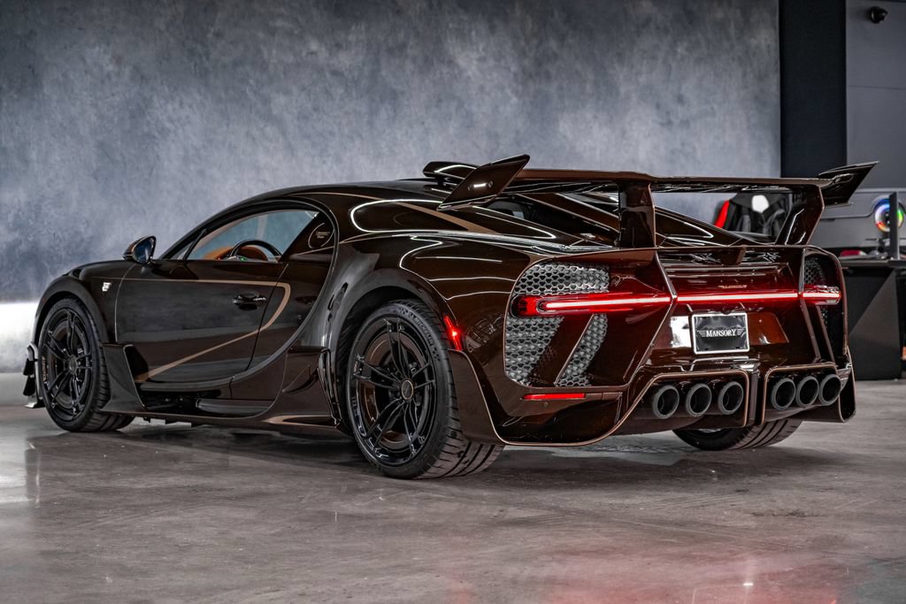 Used 2020 Bugatti Chiron AWD/4WD image 22