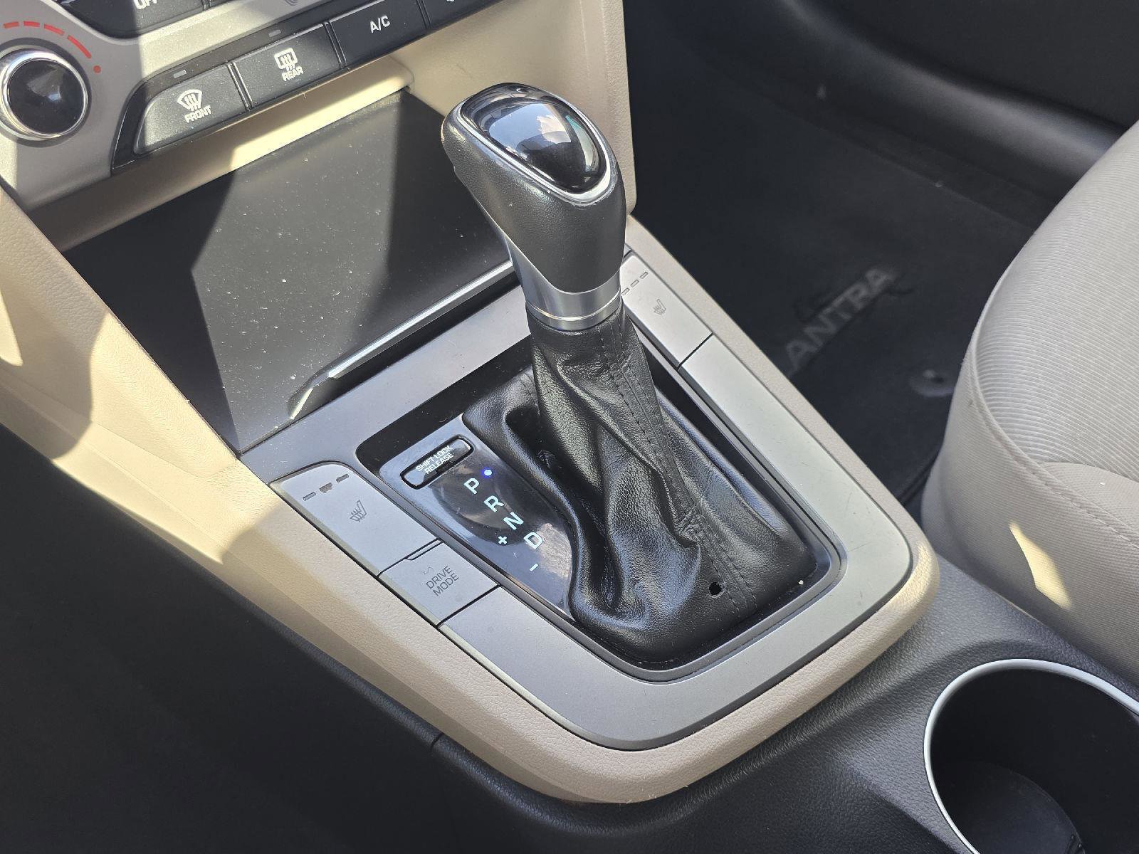 Used 2017 Hyundai Elantra Value Edition FWD image 15