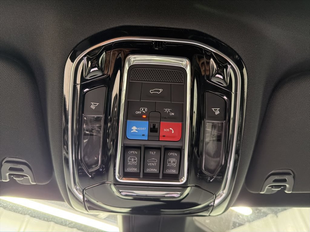 New 2026 Jeep Grand Wagoneer Summit AWD/4WD image 25
