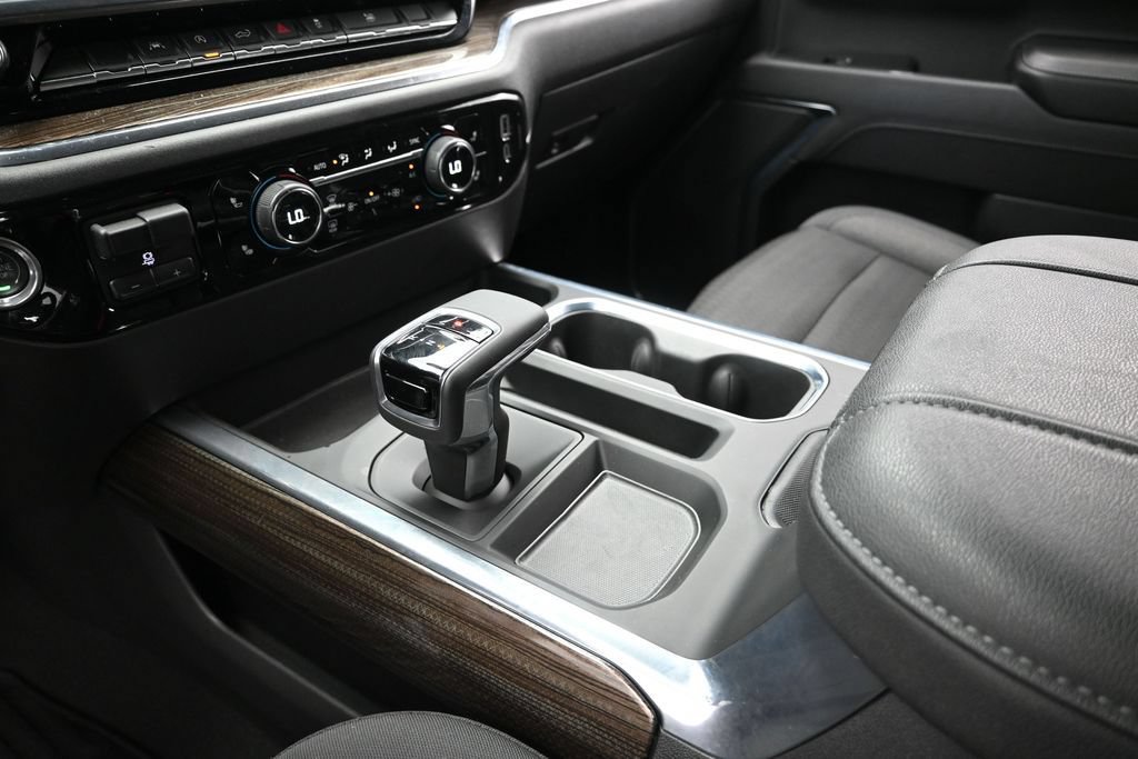 Used 2023 Chevrolet Silverado 1500 RST AWD/4WD image 16