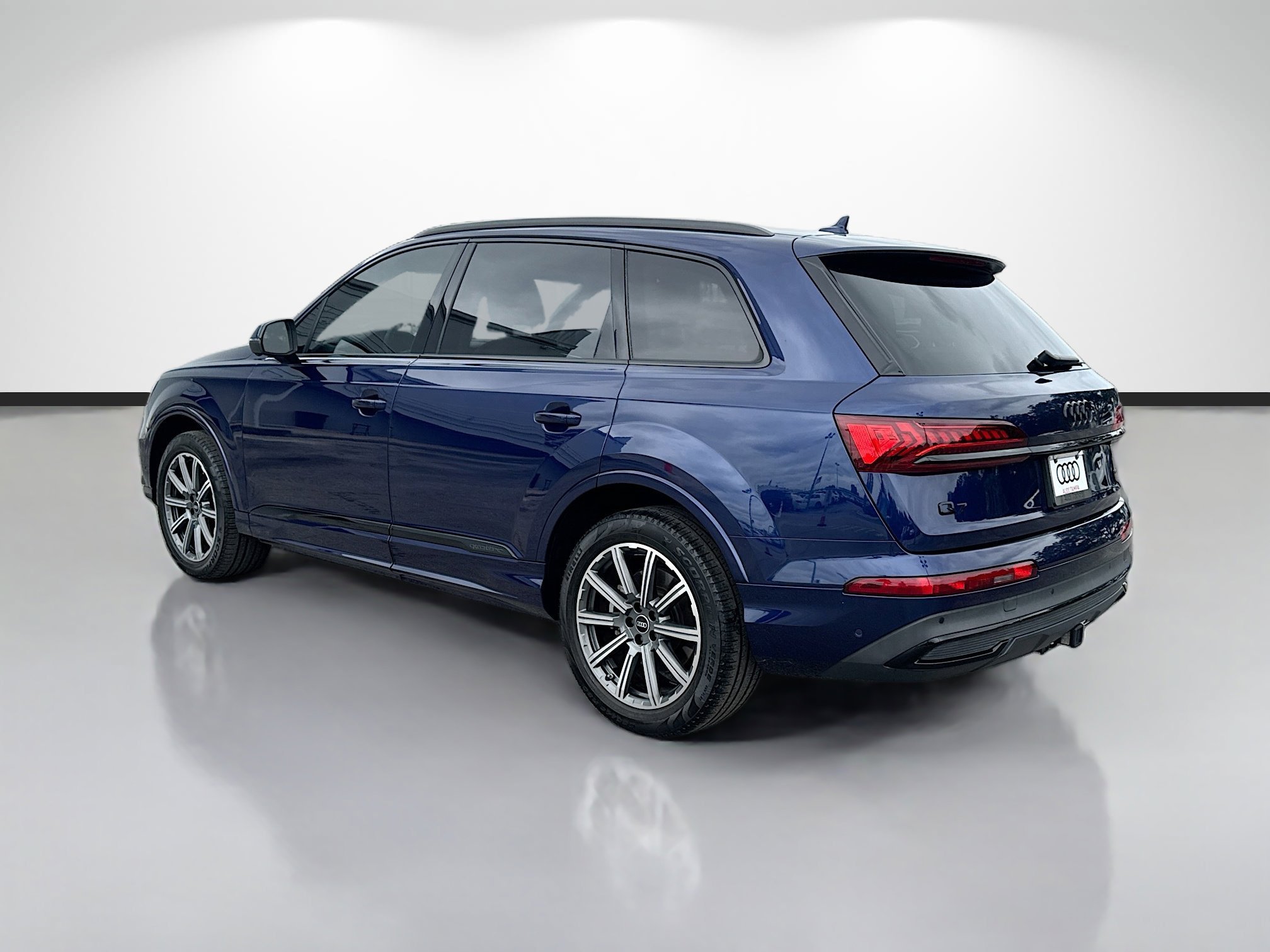 Certified 2023 Audi Q7 2.0T Premium Plus w/ Premium Plus Package AWD/4WD image 5