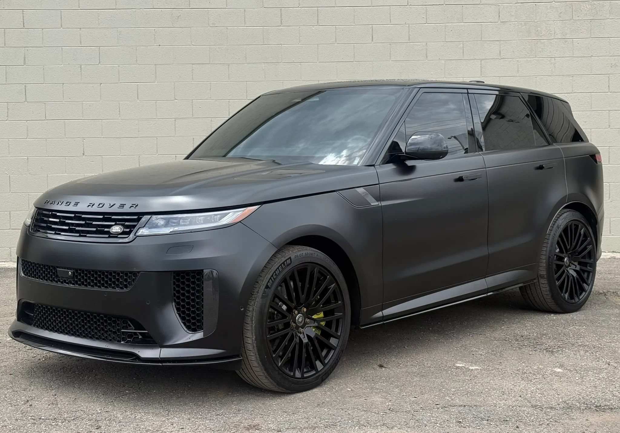 Used 2024 Land Rover Range Rover Sport AWD/4WD video 1