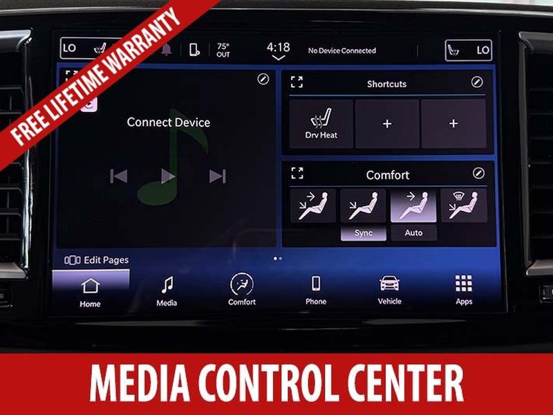 Used 2023 Chrysler Pacifica Touring-L FWD image 14