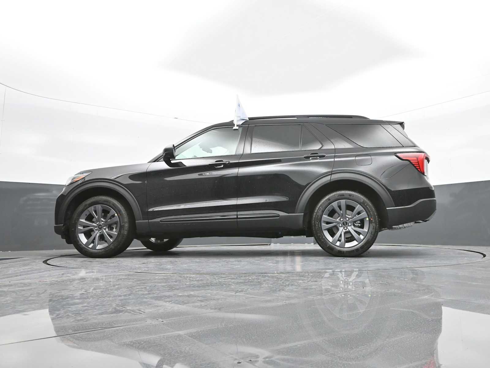 New 2026 Ford Explorer Active w/ Active Comfort Package AWD/4WD image 61