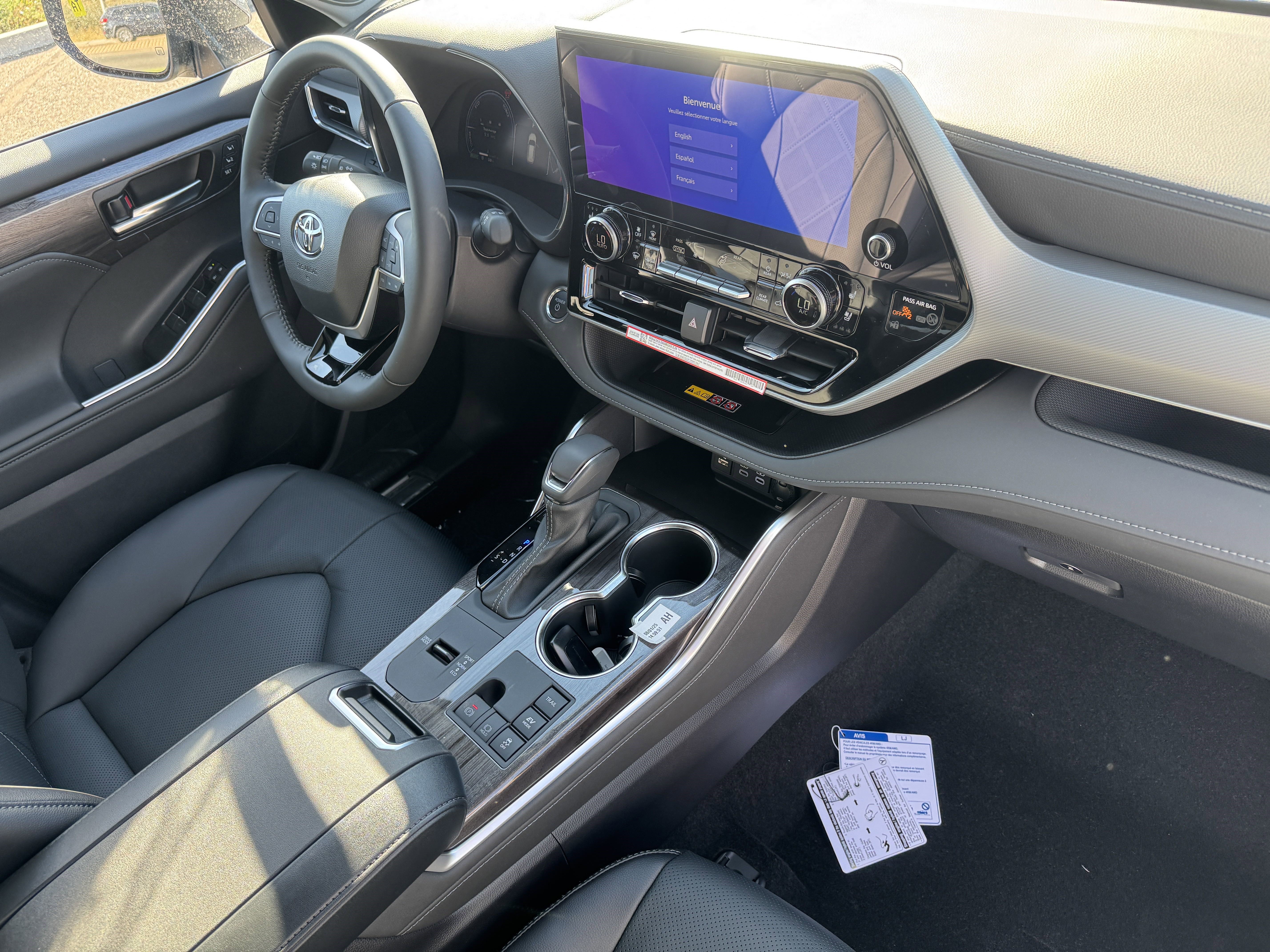 New 2026 Toyota Highlander Platinum AWD/4WD image 20