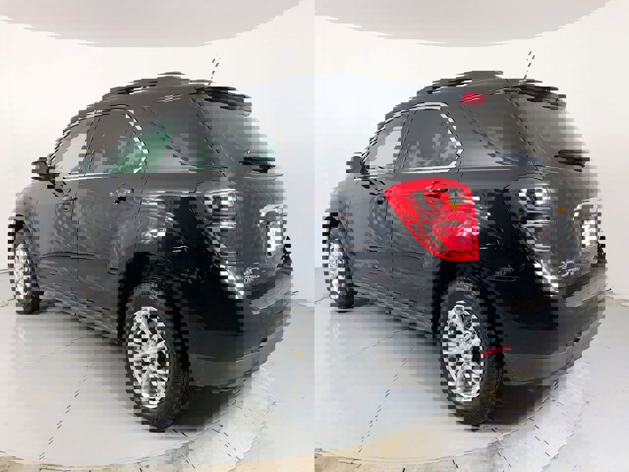 Used 2017 Chevrolet Equinox LT w/ Convenience Package image 12