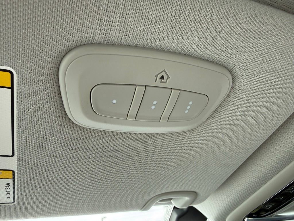 Used 2022 Jeep Cherokee Trailhawk w/ Sun, Sound & Nav Group image 27