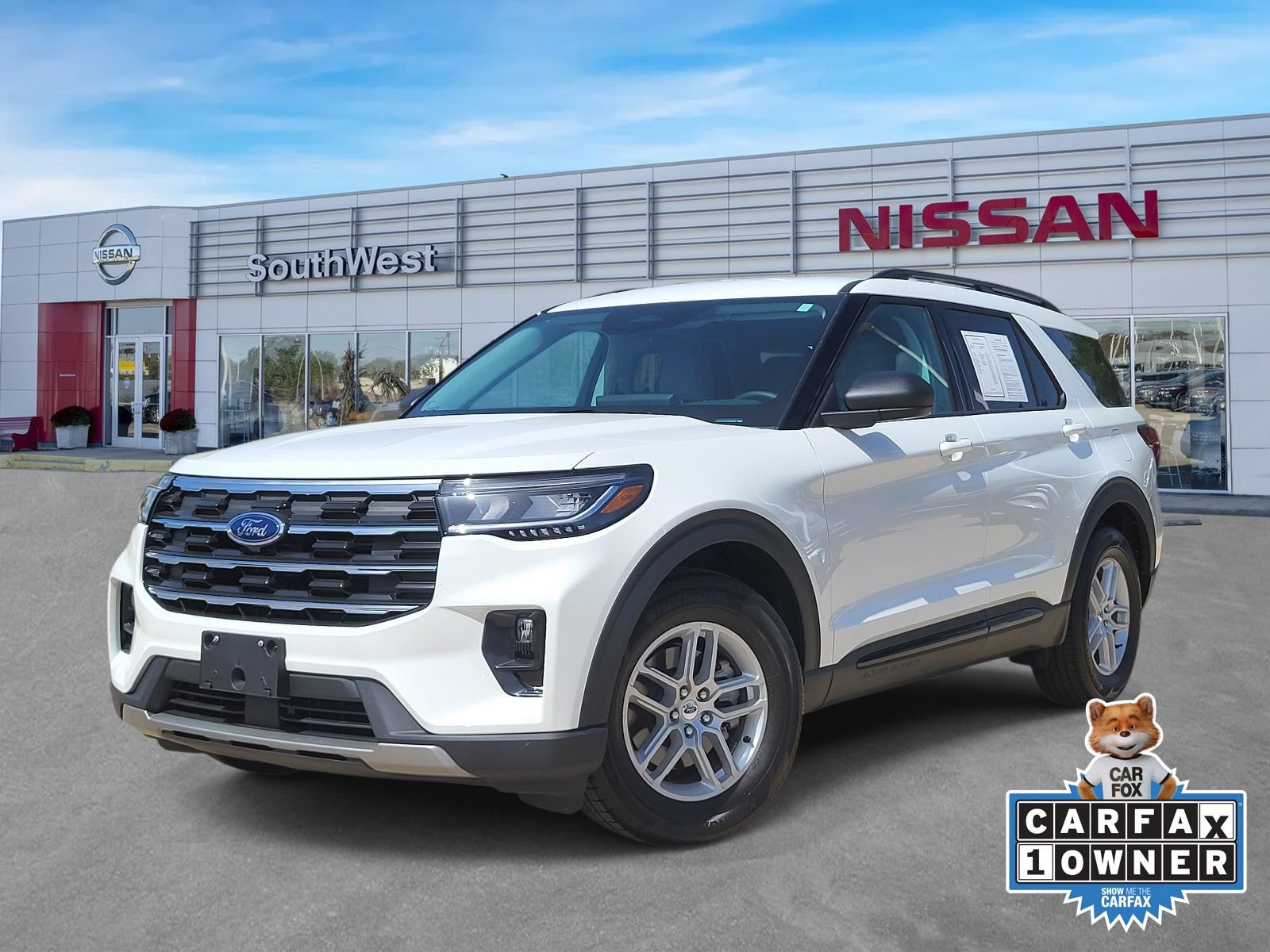 Used 2026 Ford Explorer Active w/ Active Comfort Package RWD image 1