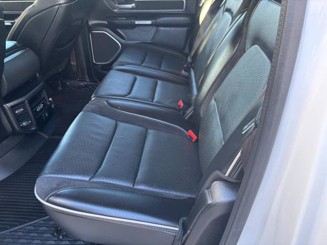 Used 2020 RAM 1500 Laramie AWD/4WD image 17