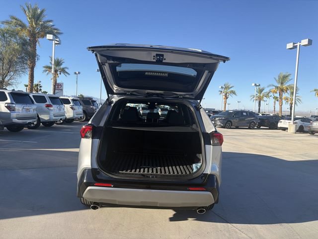 Certified 2025 Toyota RAV4 SE AWD/4WD image 31