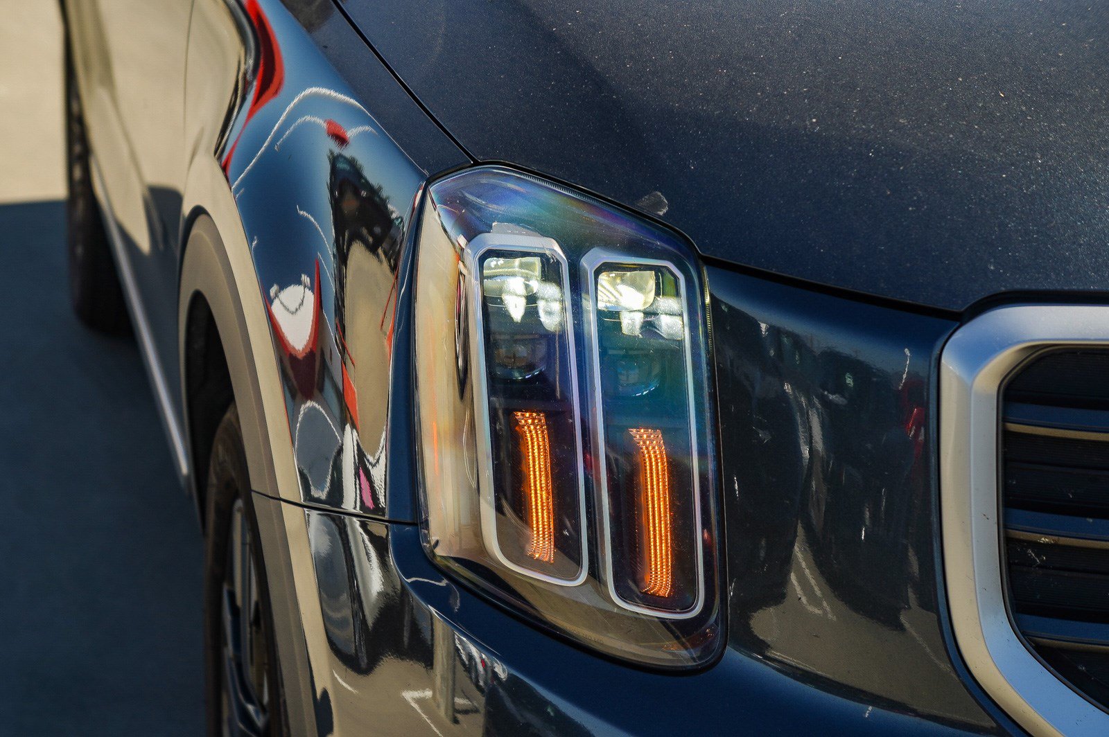 Used 2024 Kia Telluride SX Prestige AWD/4WD image 9
