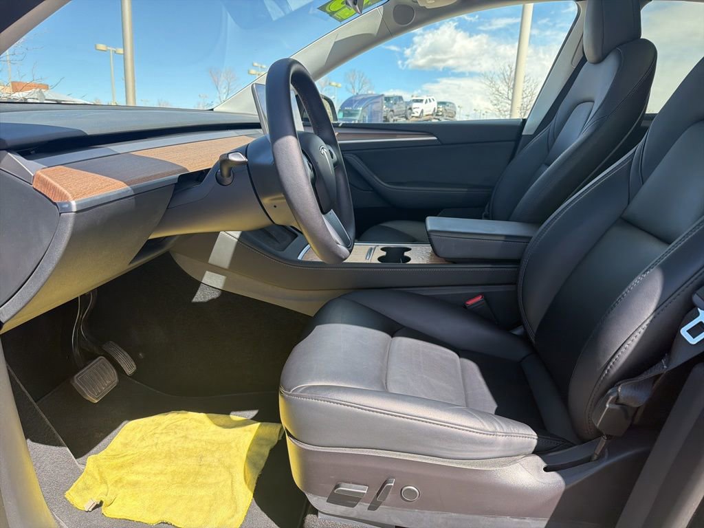 Used 2023 Tesla Model Y Long Range image 11