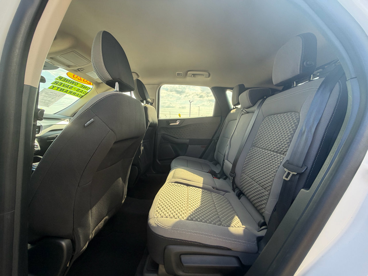 Used 2020 Ford Escape SE image 14