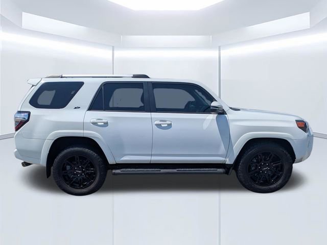Used 2022 Toyota 4Runner SR5 Premium w/ Moonroof Package RWD image 3