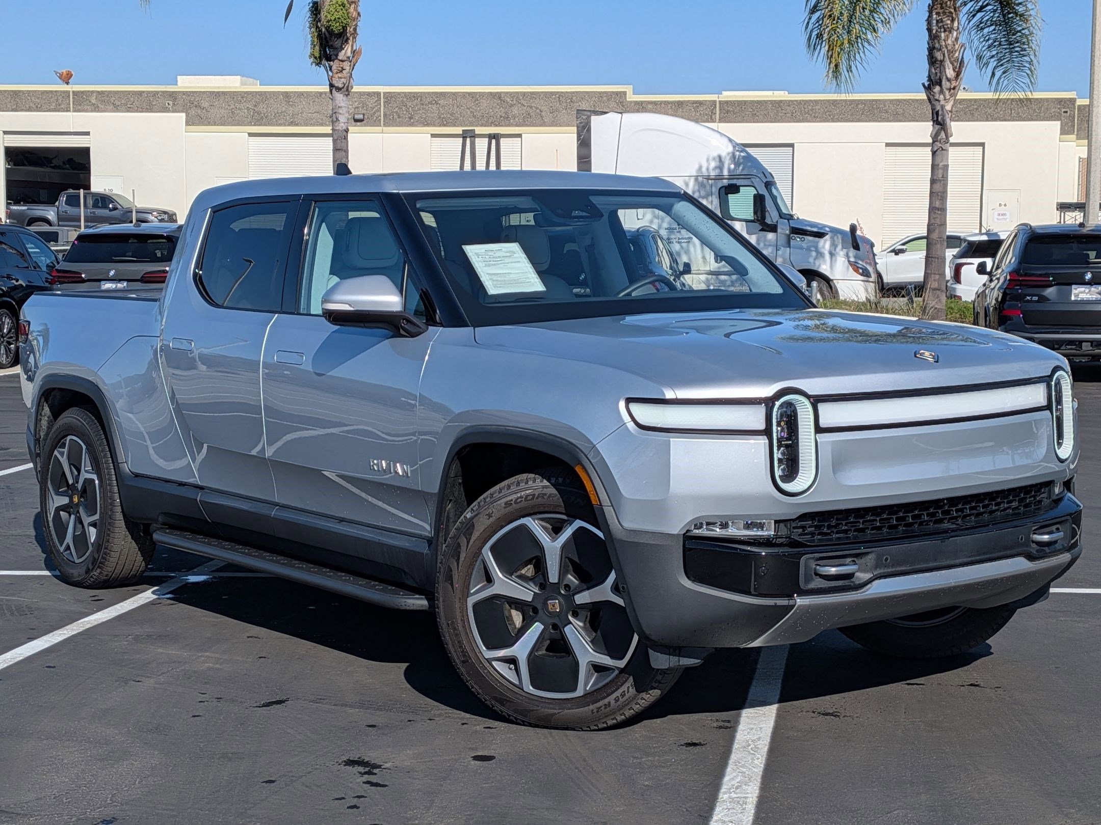 Used 2024 Rivian R1T Adventure image 2