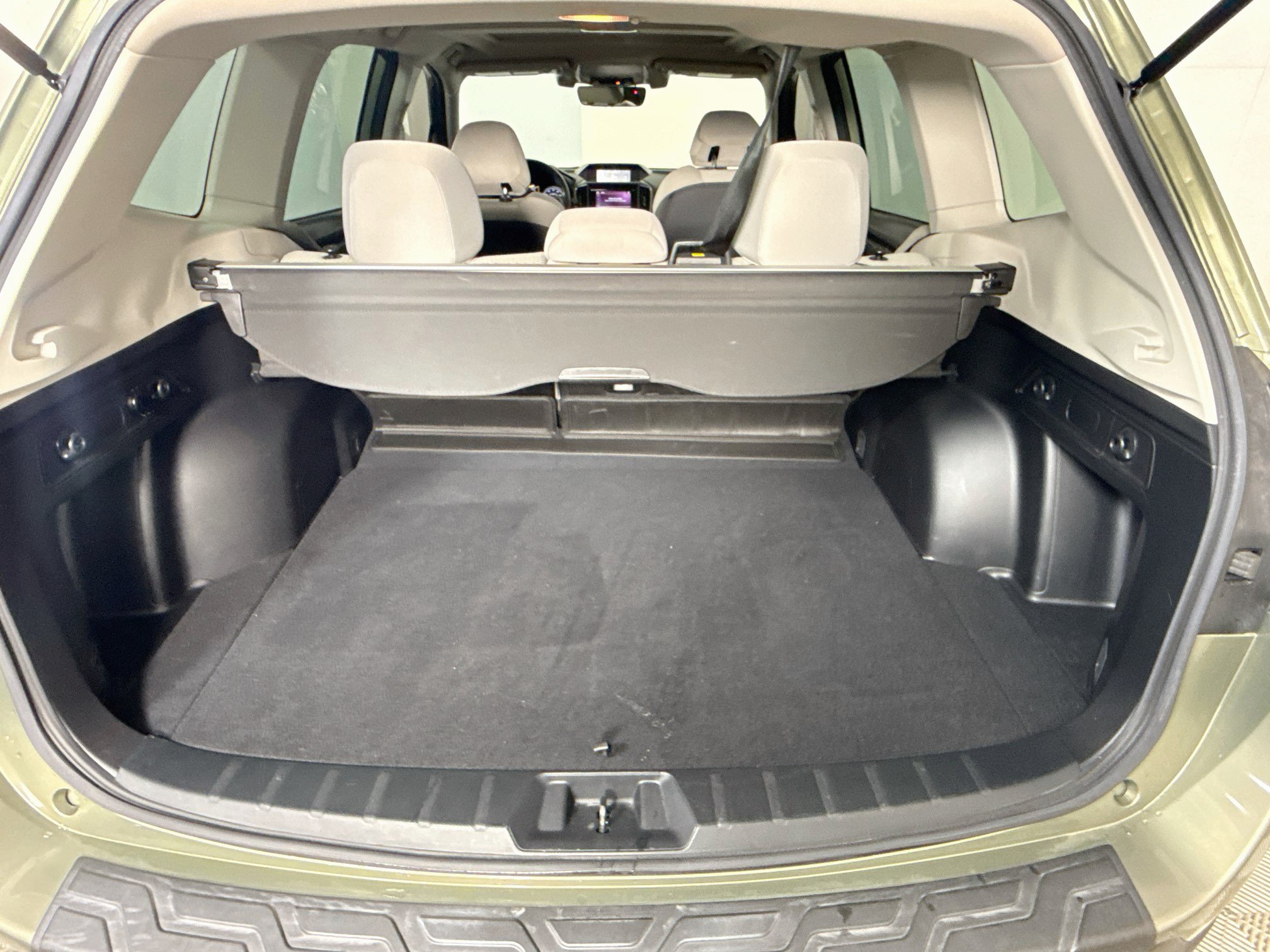 Used 2020 Subaru Forester Premium AWD/4WD image 35