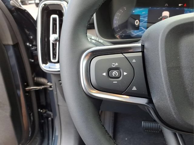 New 2026 Volvo XC40 B5 Core AWD/4WD image 19