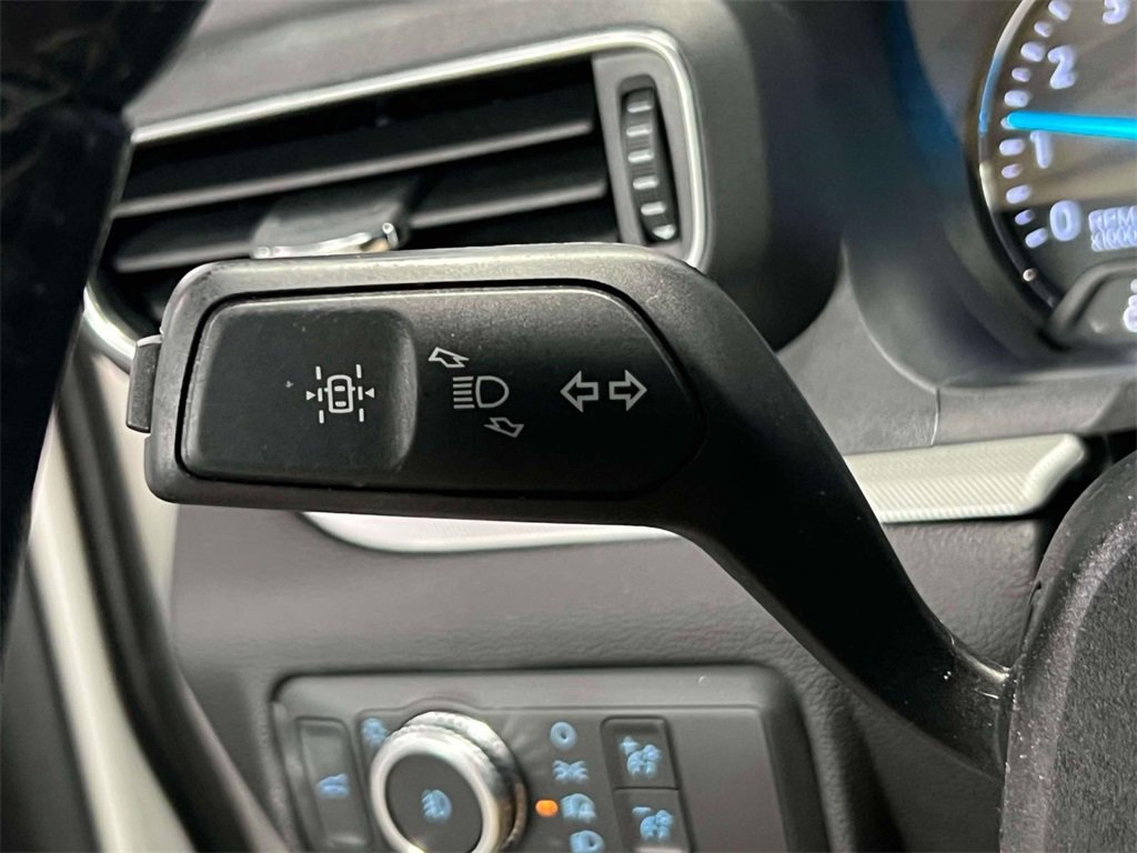 Used 2022 Ford Explorer XLT w/ Equipment Group 202A image 26