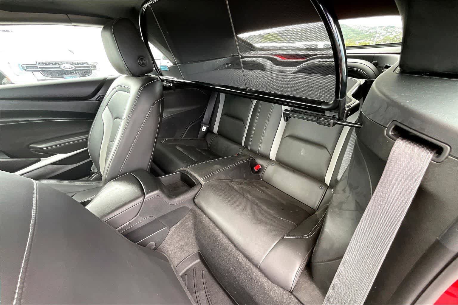 Used 2020 Chevrolet Camaro LT w/ Technology Package RWD image 28