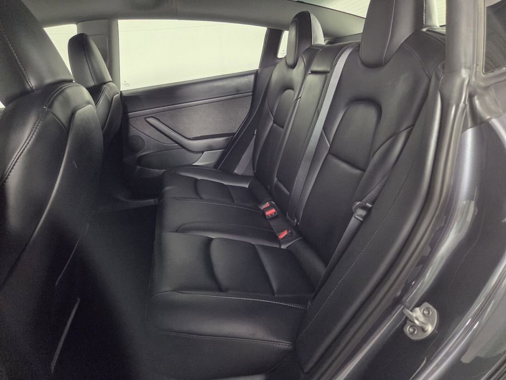 Used 2023 Tesla Model 3 Standard Range image 23