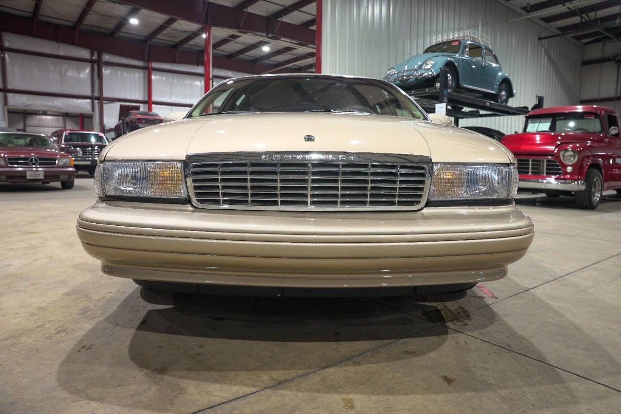 Used 1996 Chevrolet Caprice Classic image 13