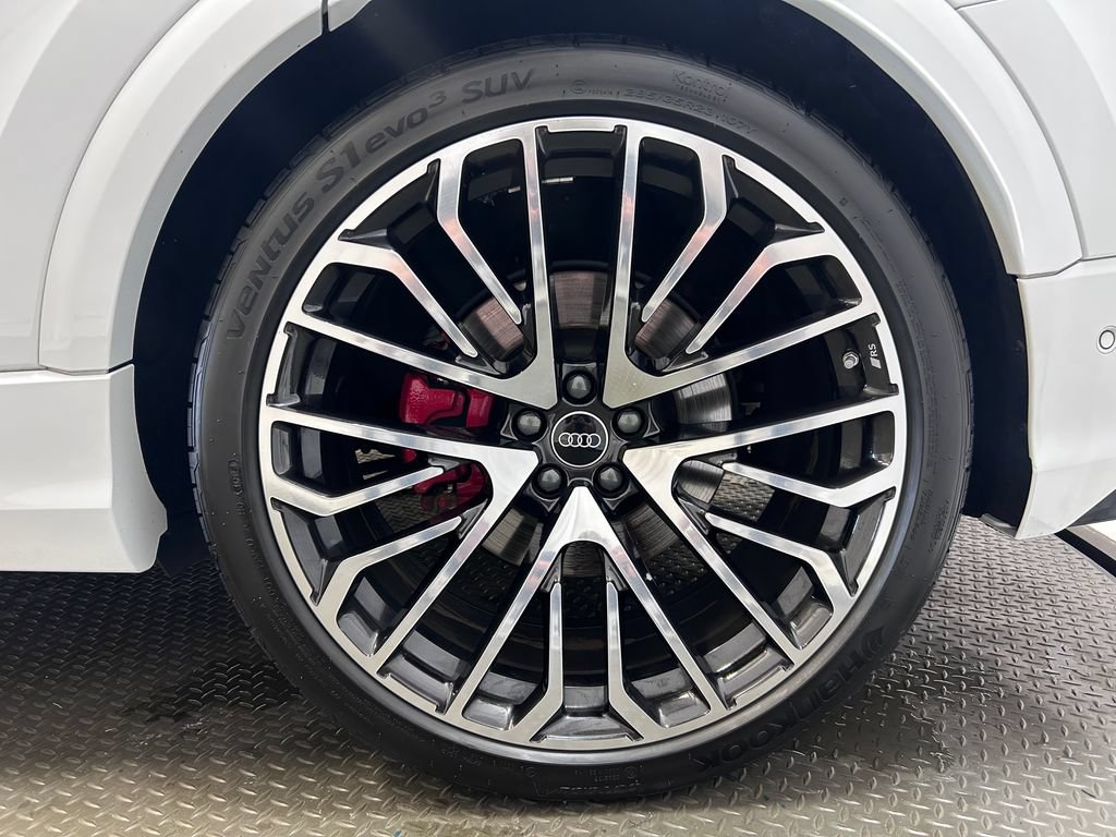 Certified 2024 Audi SQ8 Premium Plus AWD/4WD image 31