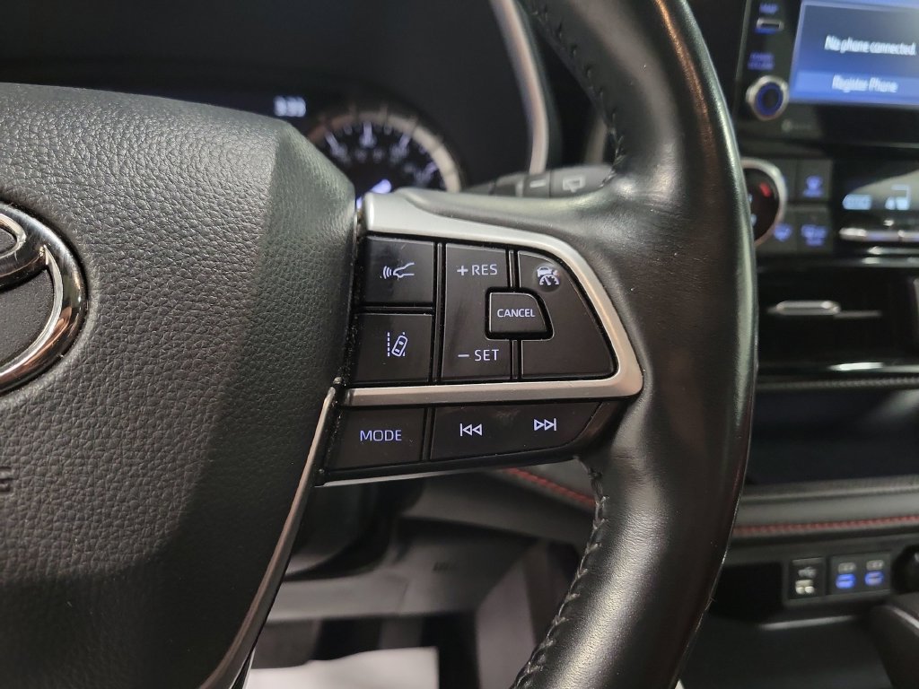 Used 2022 Toyota Highlander XSE AWD/4WD image 26