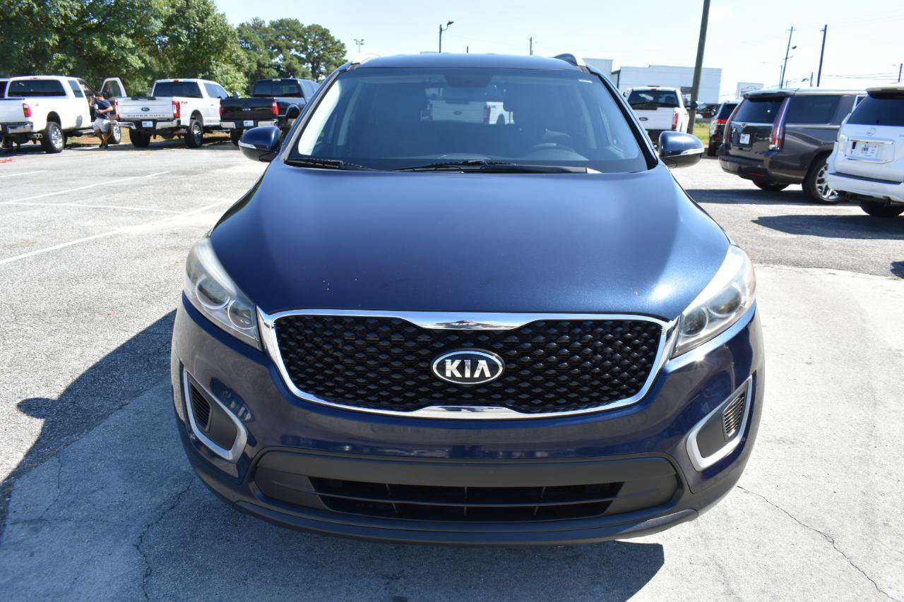 Used 2016 Kia Sorento FWD image 3