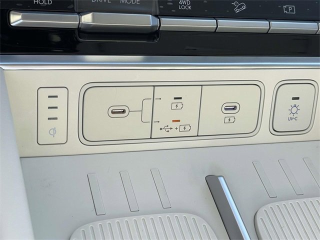 Used 2025 Hyundai Santa Fe Calligraphy image 24