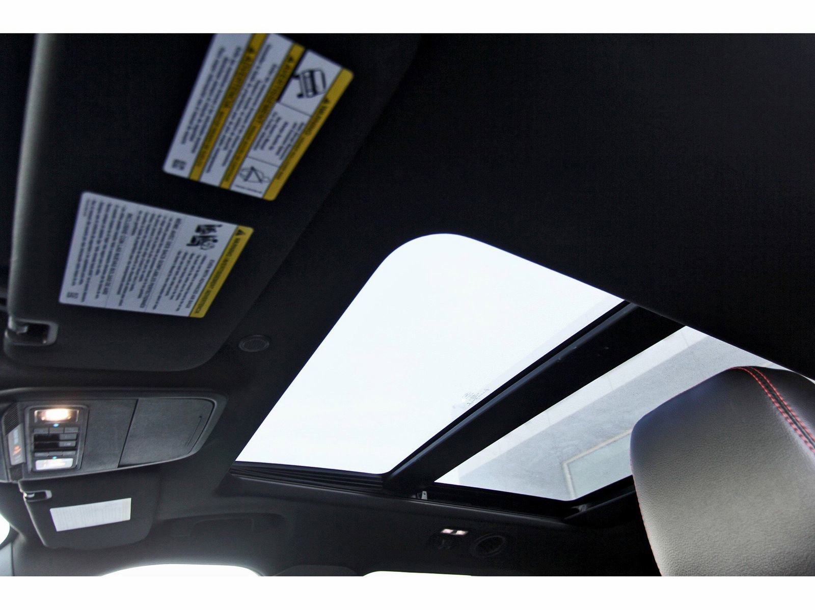 Used 2023 Ford Explorer ST-Line w/ Class IV Trailer Tow Package image 34