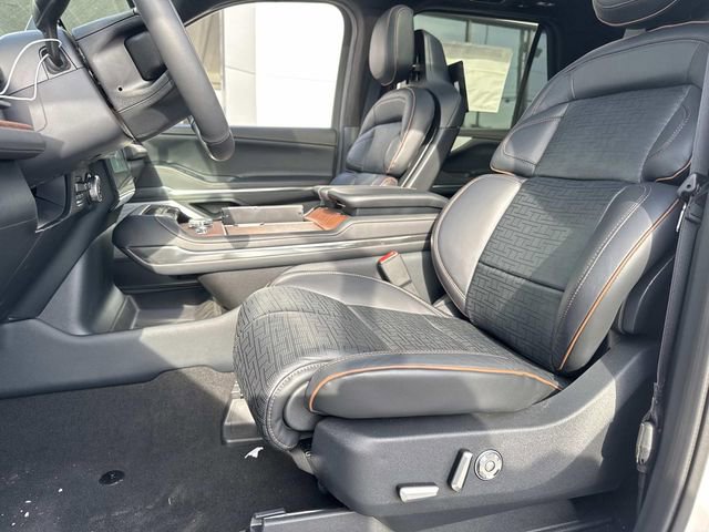 New 2026 Lincoln Navigator L Black Label image 21