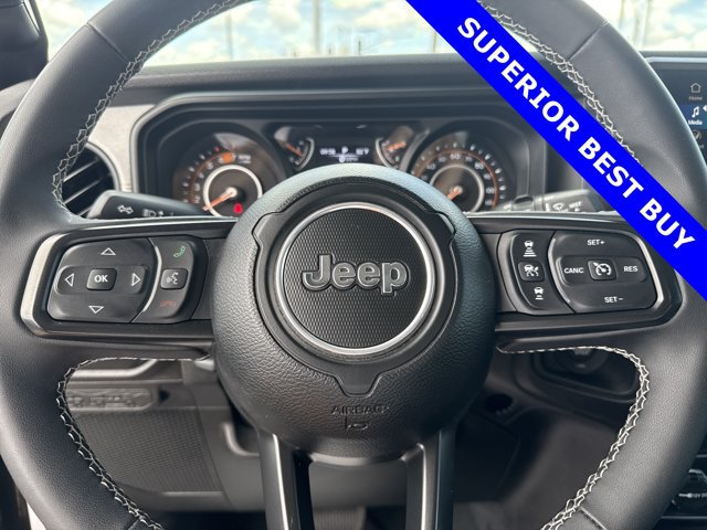 Used 2025 Jeep Wrangler Unlimited Sport AWD/4WD image 15