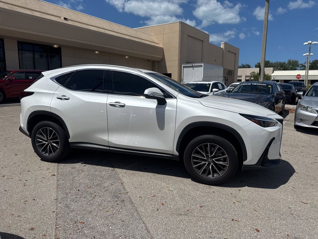 Certified 2024 Lexus NX 250 FWD w/ Towing Package (2000 Lbs) image 4