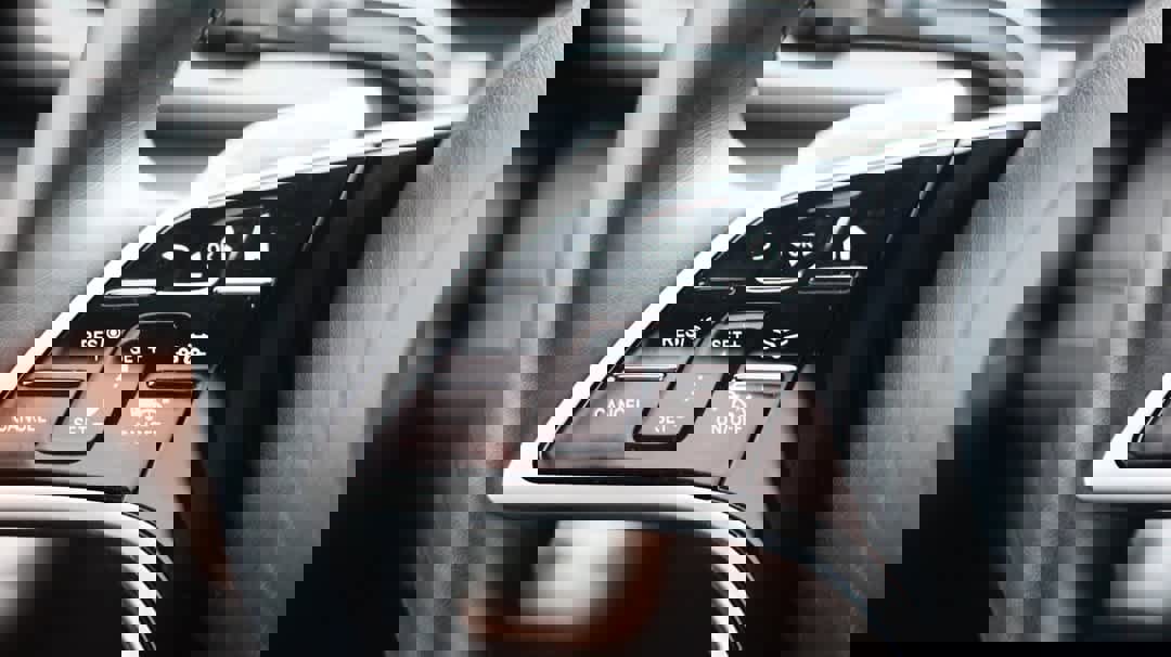 Used 2024 Mercedes-Benz GLE 350 4MATIC w/ Driver Assistance Package image 42