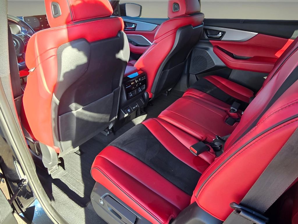 Used 2023 Acura MDX A-Spec image 15