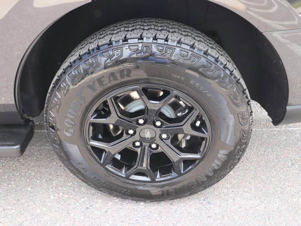 Used 2022 Ford Expedition Timberline image 28