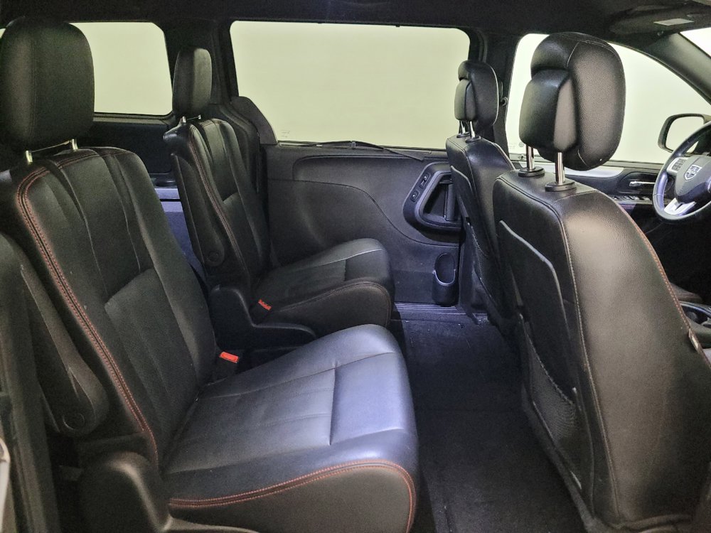 Used 2018 Dodge Grand Caravan GT FWD image 19