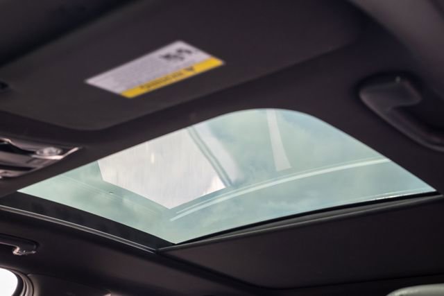 Certified 2025 Kia K5 GT-Line w/ GT-Line Premium Package image 9