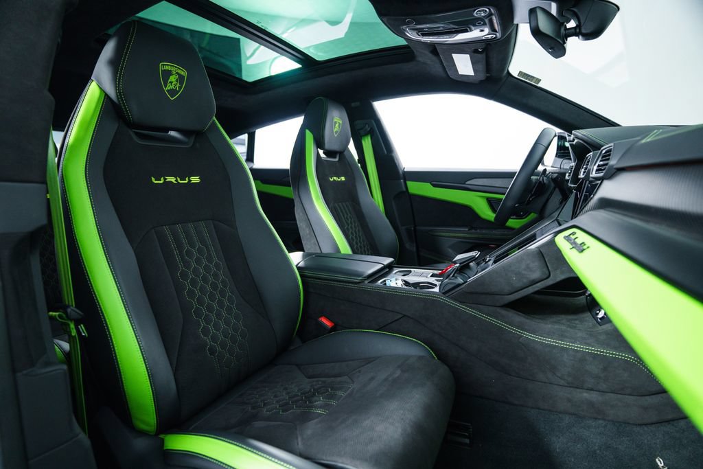 Used 2024 Lamborghini Urus S AWD/4WD image 26