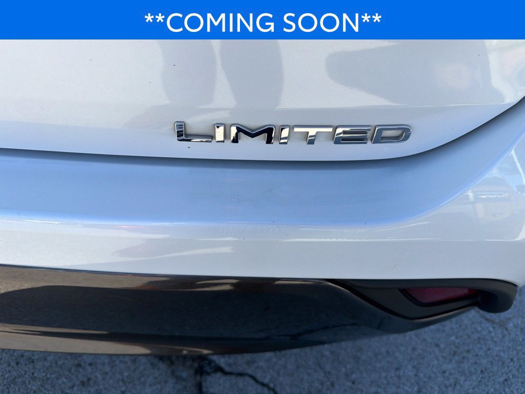 Used 2022 Toyota Highlander Limited AWD/4WD image 19