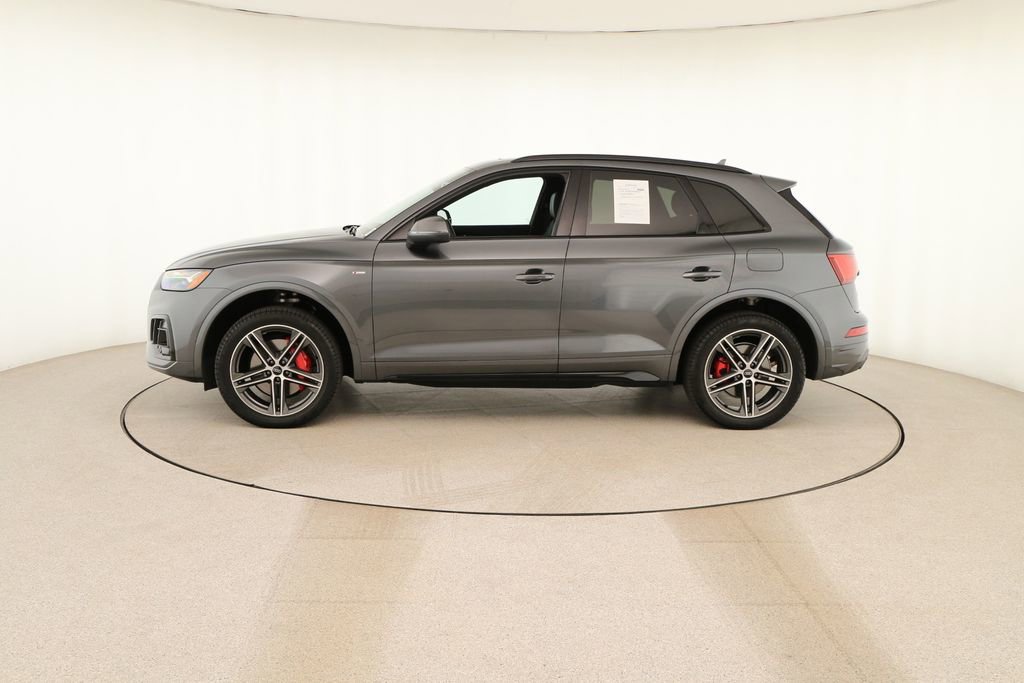Certified 2025 Audi Q5 e Premium Plus w/ Premium Plus Package image 2