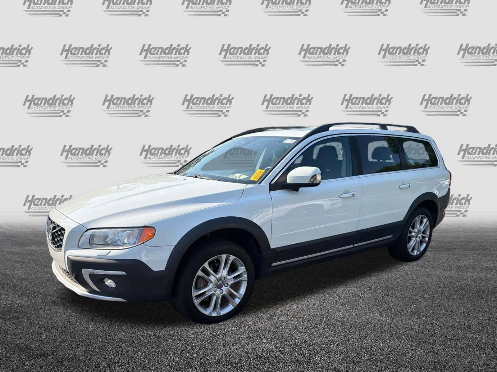 Used 2016 Volvo XC70 T5 Platinum w/ Protection Package FWD image 8