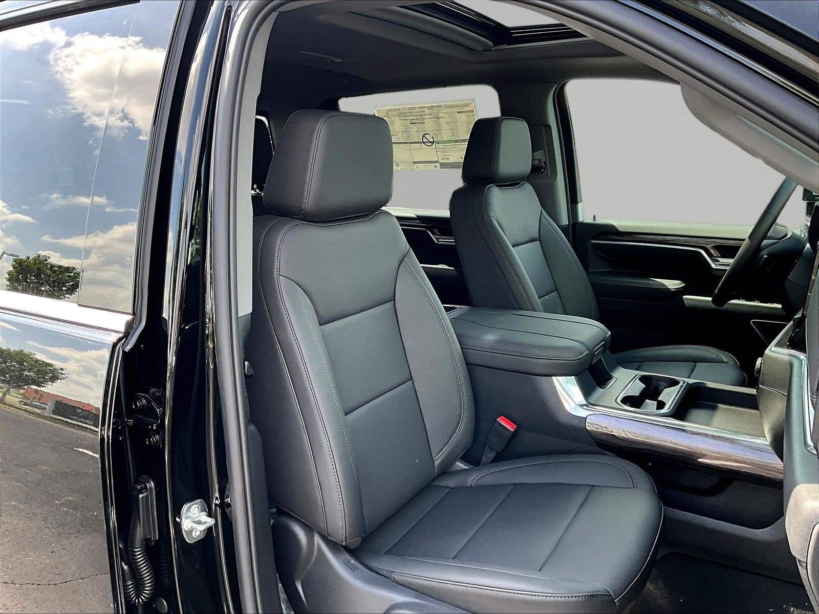New 2026 Chevrolet Silverado 2500 LTZ w/ Z71 Chrome Sport Edition AWD/4WD image 19
