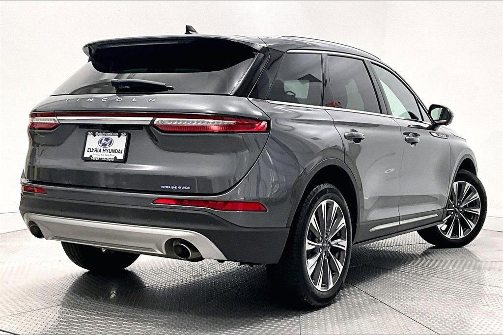 Used 2022 Lincoln Corsair Reserve w/ Equipment Group 201A image 2