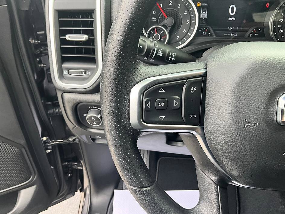New 2026 RAM 1500 Express AWD/4WD image 31