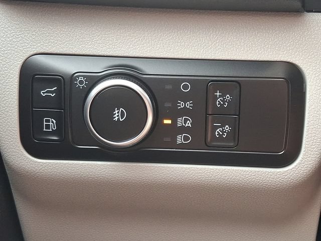 Used 2026 Ford Escape SE w/ PHEV Premium Package FWD image 24